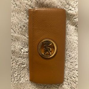 Michael Kors wallet